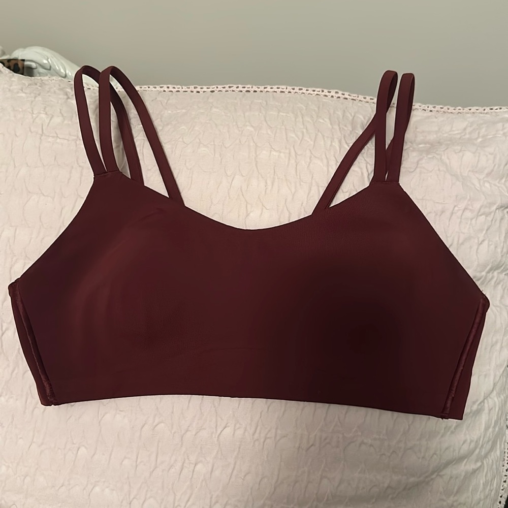 Lululemon Like A Cloud Bra sz 8. NWOT!